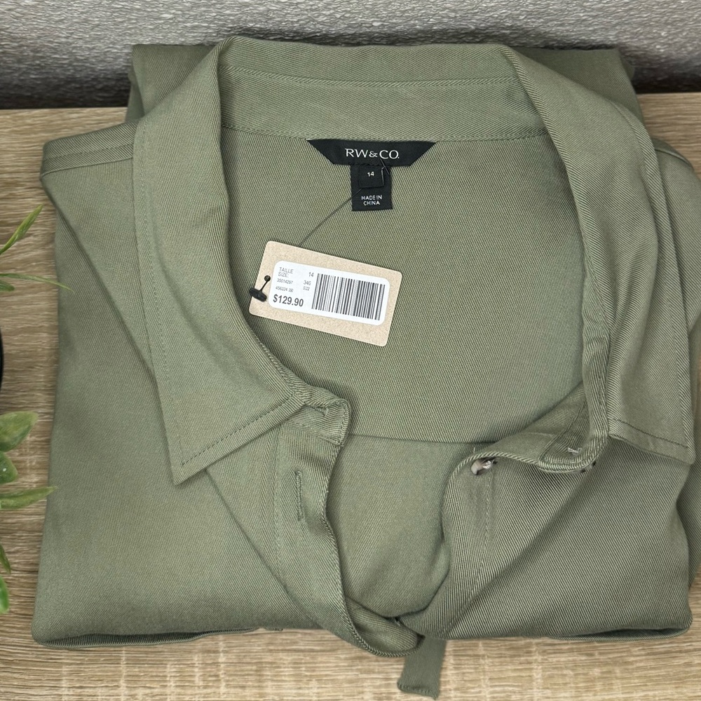 RW&CO UTILITY STYLE DRESS - Picture 2 of 3